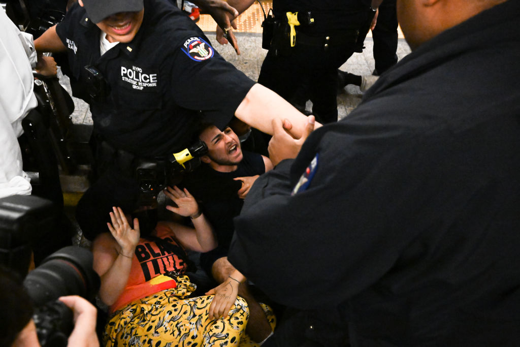 Outrage Grows After Chokehold Death Of Man On Subway