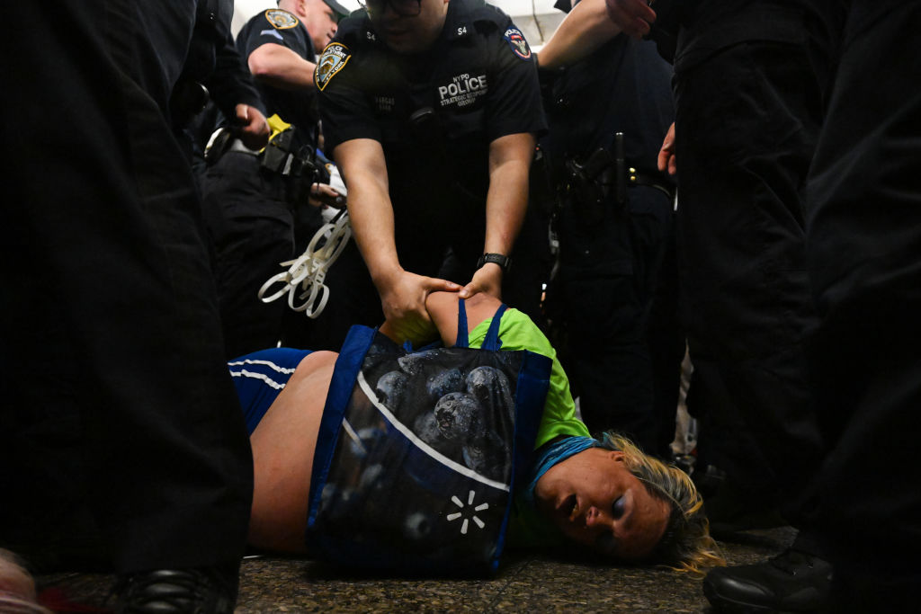 Outrage Grows After Chokehold Death Of Man On Subway