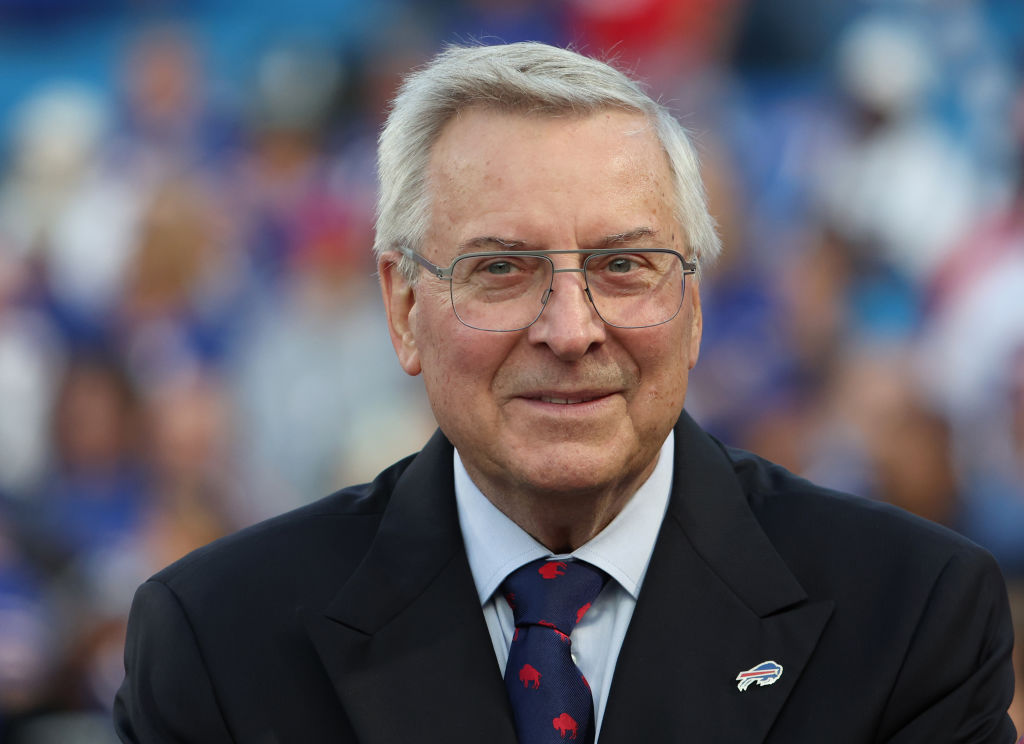 Tennessee Titans v Buffalo Bills