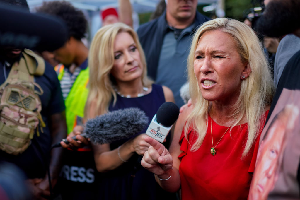Trump surrenders at Fulton County Jail in Georgia election subversion case