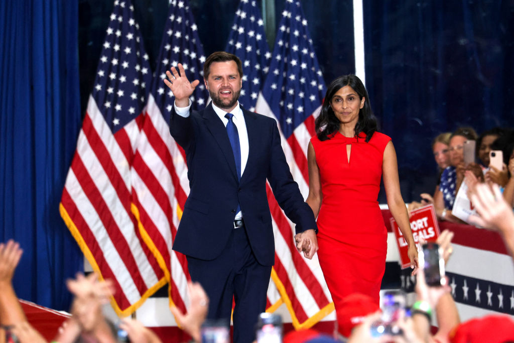 US-VOTE-POLITICS-TRUMP-VANCE