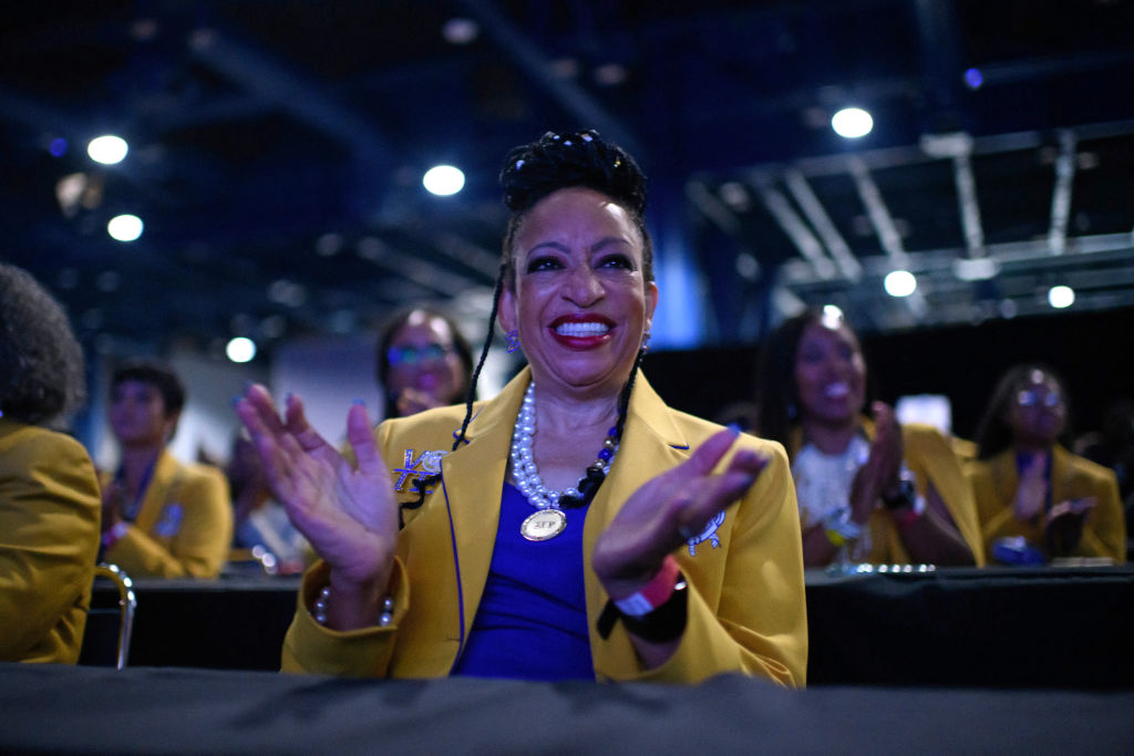 US-VOTE-POLITICS-HARRIS