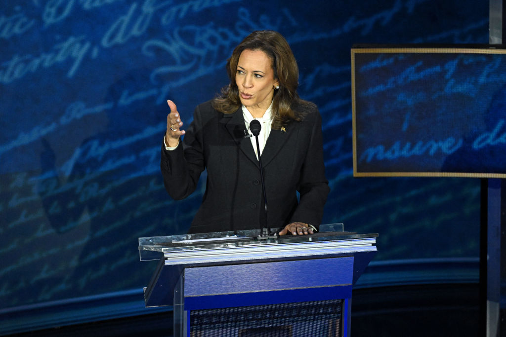 US-VOTE-POLITICS-DEBATE-HARRIS-TRUMP