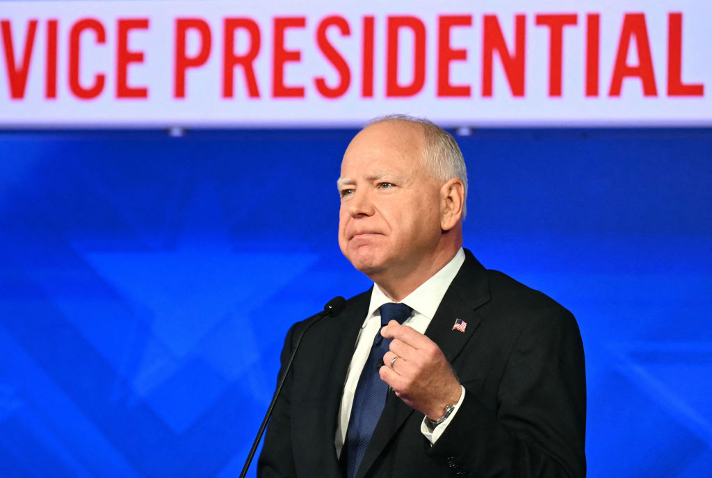 TOPSHOT-US-VOTE-POLITICS-DEBATE-VANCE-WALZ