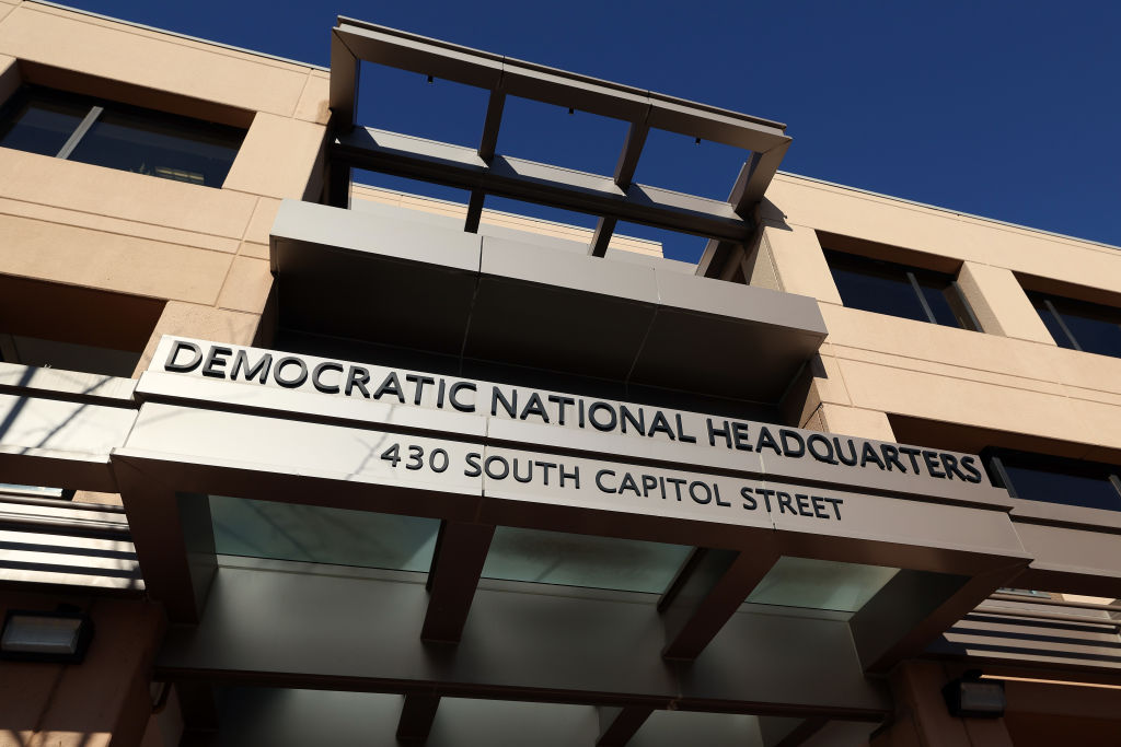 Security Measures Still In Place Outside DNC Offices After Protest Confrontation Last Night Calling For Israeli Cease Fire
