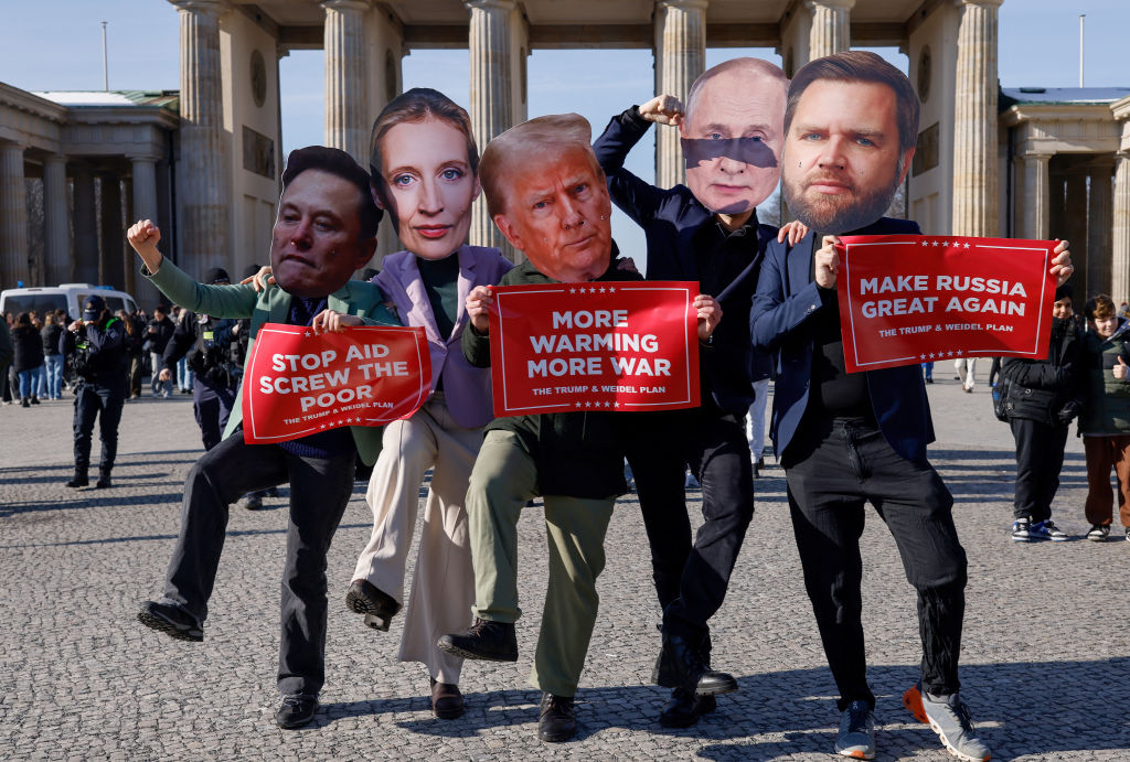 GERMANY-US-RUSSIA-POLITICS-PROTEST