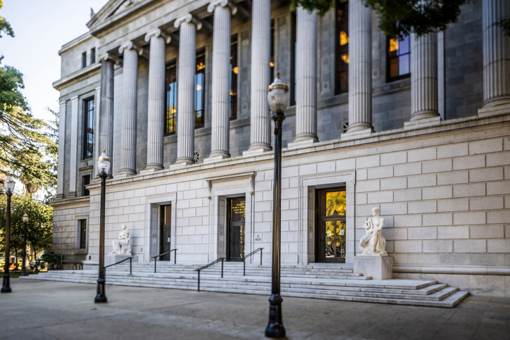 Stanley Mosk Library and Courts Building