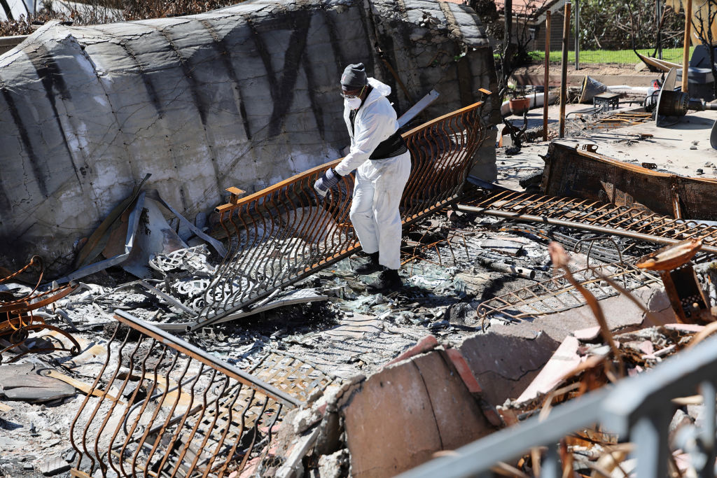 Altadena Businesses Struggle To Find Assistance For Fire Cleanup 