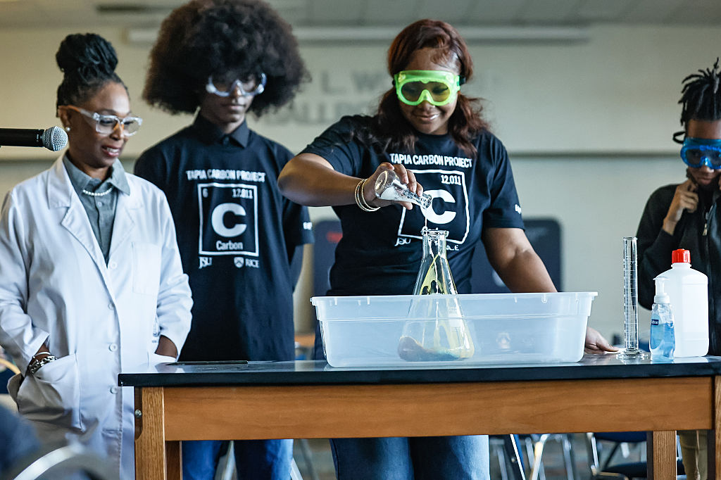 ExxonMobil Carbon STEM Summer Camp