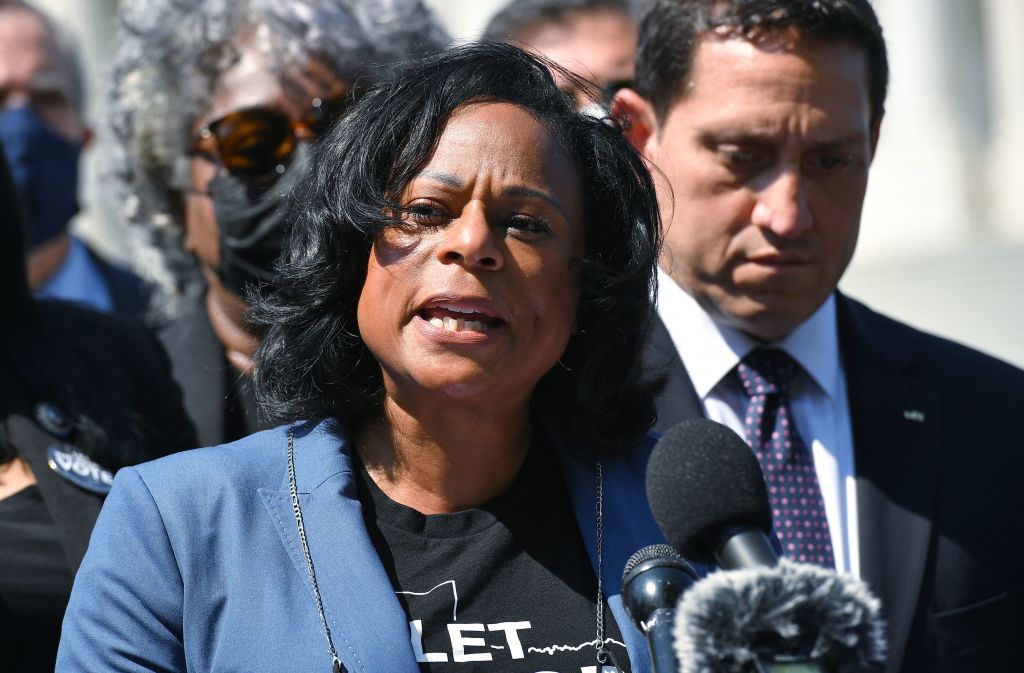 US-POLITICS-CONGRESS-TEXAS-VOTING