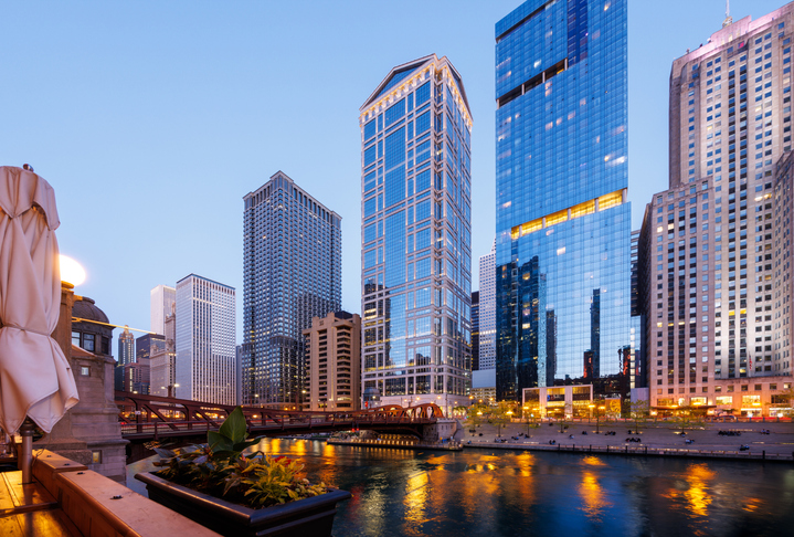 Scenic view of downtown Chicago during sunset