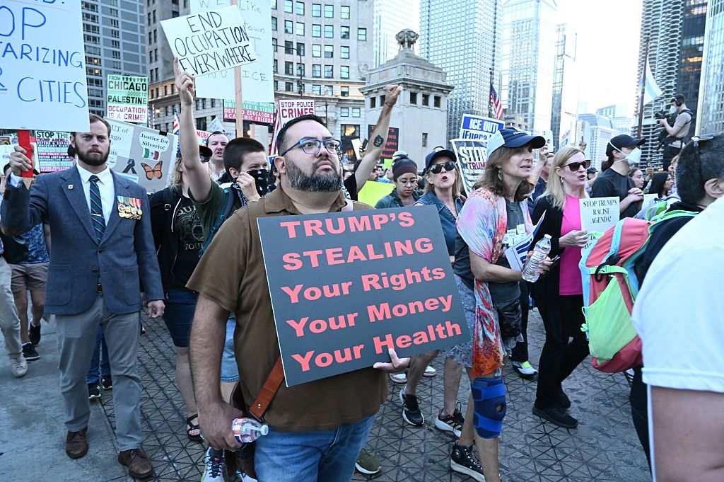 Protesters rally in Chicago against ICE, military presence