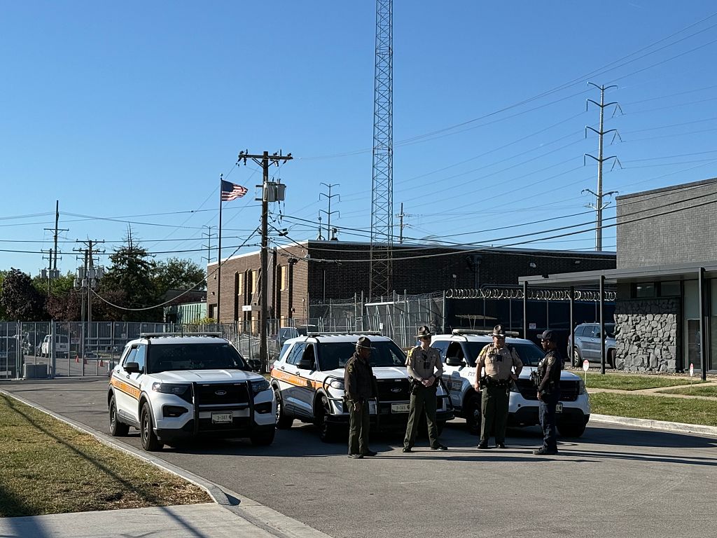 ICE facility in Broadview